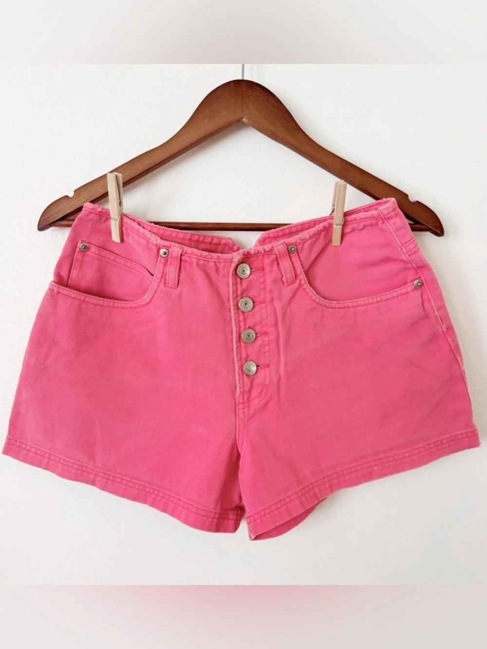 Vintage Carolina Blue Pink High-Waist Button-Fly Jean Shorts size 8